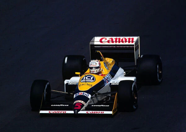 1988 HUNGARIAN GP. Nigel Mansell, Wiliams Judd, qualifies on the front row of the grid