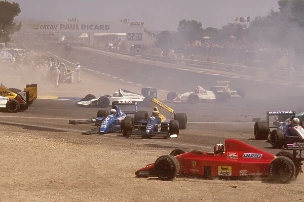 1989 French Grand Prix: The aftermath of Mauricio Gugelmins huge crash on the start of the race at Epingle Ecole