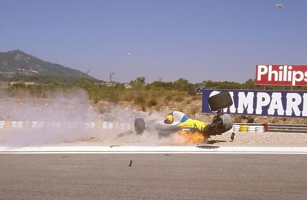 1989 Portuguese Grand Prix: Roberto Moreno crashes into Eddie Cheever during qualifying