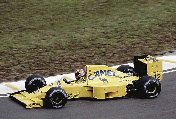 1990 Brazilian Grand Prix. Interlagos, Sao Paulo, Brazil. 23-25 March 1990. Martin Donnelly (Lotus 102 Lamborghini). Ref-90 BRA 14. World Copyright - LAT Photographic