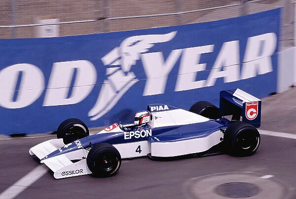 1990 United States Grand Prix. Phoenix, Arizona, USA. 9-11 March 1990. Jean Alesi (Tyrrell 018 Ford) 2nd position. Ref-90 USA 60. World Copyright - LAT Photographic