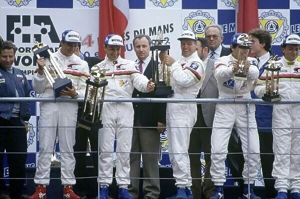 1992 Le Mans 24 Hours. Le Mans, France. 20th - 21st June 1992. Mark Blundell / Derek Warwick / Yannick Dalmas (Peugeot 905 Evo 1) 1st position, podium. World Copyright: LAT Photographic. ref: 35mm Colour Transparency