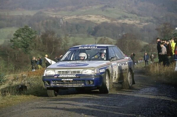 1992 World Rally Championship. Lombard RAC Rally, Great Britain. 22-25 November 1992. Colin McRae / Derek Ringer (Subaru Legacy RS), 6th position. World Copyright: LAT Photographic Ref: 35mm transparency 92RALLY19