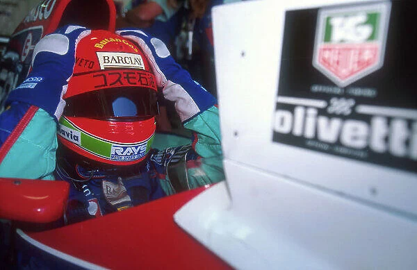 1993 Australian Grand Prix. Adelaide, Australia. 5-7 November 1993. Eddie Irvine (Jordan 193 Hart). He exited the race after he slid off under braking. Ref-93 AUS 27. World Copyright - LAT Photographic