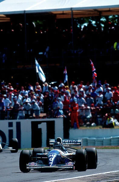 1994 British Grand Prix. Silverstone, England. 8-10 July 1994. Damon Hill (Williams FW16 Renault) 1st position. Ref-94 GB 06. World Copyright - LAT Photographic