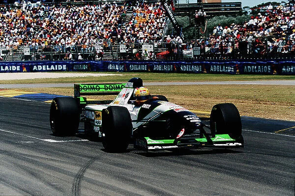 1995 Australian Grand Prix. Adelaide, Australia. 10-12 November 1995. Luca Badoer (Minardi M195 Ford). He did not start the race after his electrics failed on the dummy grid. Ref-95 AUS 25. World Copyright - LAT Photographic