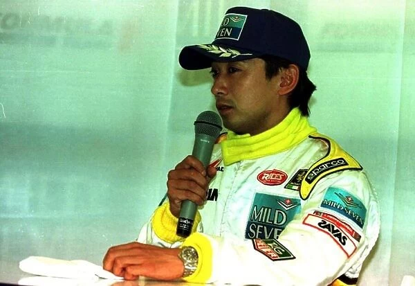 1997 JAPANESE GP. Ukyo Katayama announces his retirement from F1. Photo: LAT