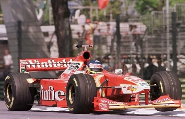 1998 SAN MARINO GP. World Champion Jacques Villenenuve, Williams