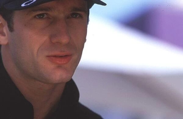 2000 Australian Grand Prix. 35mm Image. Melbourne, Australia, 10-12 / 3 / 2000 Jarno Trulli, Jordan, retired with engine failure on lap 35. Portrait. World LAT Photographic Tel: +44 (0) 208 251 3000 Fax: +44 (0) 208 251 3001 E-mai