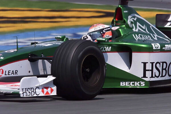 2000 Canadian Grand Prix. QUALIFYING Montreal, Canada, 17 June 2000 Johnny Herbert, Jaguar Cosworth World LAT Photographic