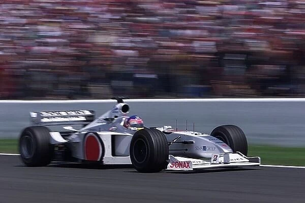 2000 French Grand Prix. RACE Magny Cours, France, 2 July 2000 Jacques Villeneuve, BAR Honda World LAT Photographic