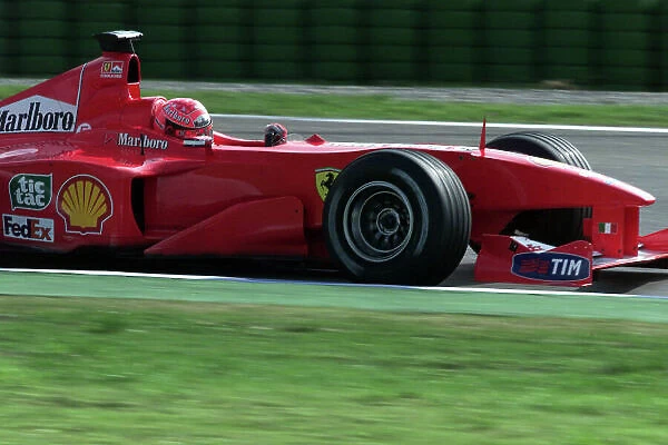 2000 German Grand Prix Hockenheim, Germany, 27th - 30th July 2000. Michael Schumacher, Ferrari. World Lawrence  /  LAT Photographic ref: 5mb digital Race