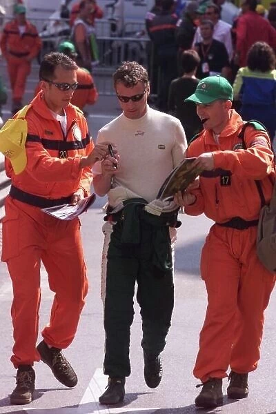 2000 Monaco Grand Prix. PRACTICE Monte Carlo, Monaco, 1 / 6 / 2000 Eddie Irvine, Jaguar World LAT Photographic