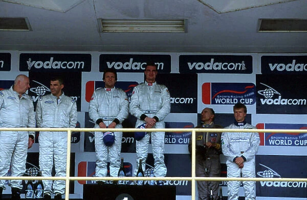 2000 Sports Racing World Cup. Kyalami, South Africa. 26th November 2000. Rd 10 / 10. Stanley Dickens  /  Fredrik Ekblom (Lola B2K / 40), 1st position in Class SRL with Peter Owen  /  Mark Smithson (Pilbeam MP84)