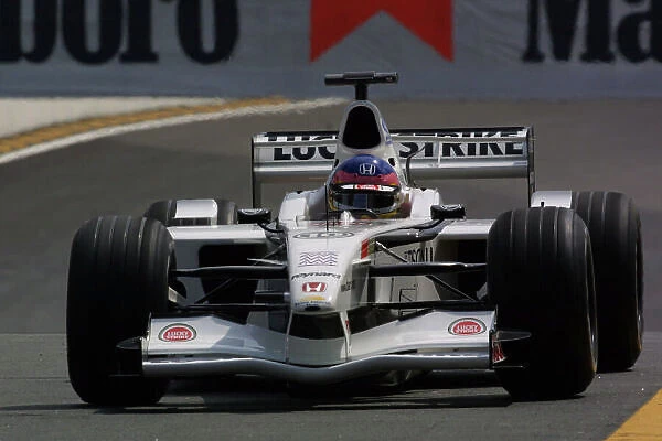 2001 Brazilian Grand Prix - Friday Practice Sao Paulo, Brazil. 30th March 2001 World Copyright - LAT Photographic ref: 8.9 MB Digital