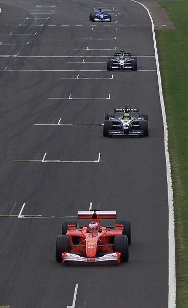 2001 British Grand Prix - race Silverstone, England. 15th July 2001. Rubens Barrichello, Ferrari F2001, action. World Copyright: Steve Etherington / LAT Photographic ref: 16mb Digital Image
