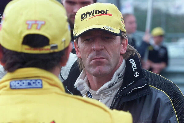 2001 DTM Championship Zandvoort, Holland. 22nd - 23rd September 2001. Joachim Winkelhock (Opel Team Holzer), portrait. World Copyright: Tingle / LAT Photographic ref: 5.5mb Digital Image Only