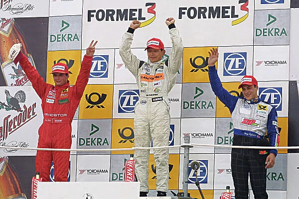 2001 German Formula Three. Norisring, Germany, 7-8th July 2001. K. Toshihiro 1st, P. Kaffer 2nd, G. Paffett 3rd. World Copyright Spinney / Lat Photographic. Ref. :8. 5mb Digital