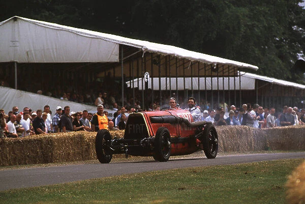 2001 Goodwood Festival of Speed Goodwood, England. 6th -8th July 2001 World Copyright - LAT Photographic ref: 35mm Image A03