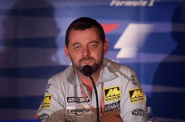 2001 Italian Grand Prix Monza, Italy. 14th September 2001. Paul Stoddart, European Minardi, portrait. World Copyright: Steve Etherington / LAT Photographic ref: 16mb Digital Image Only