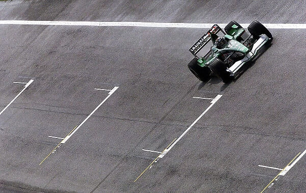 2001 San marino Grand Prix Imola, Italy. 13th April 2001. Eddie Irvine, Jaguar Racing - action. World Copyright: Steve Etherington / LAT Photographic ref: 17.5 mb digital image