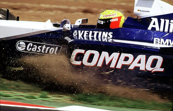 2001 Spanish Grand Prix Barcelona, Spain. 27th - 29th April 2001. Ralf Schumacher comes off track on to the gravel in the Williams BMW World Copyright: LAT Photographic ref: 35mm Image