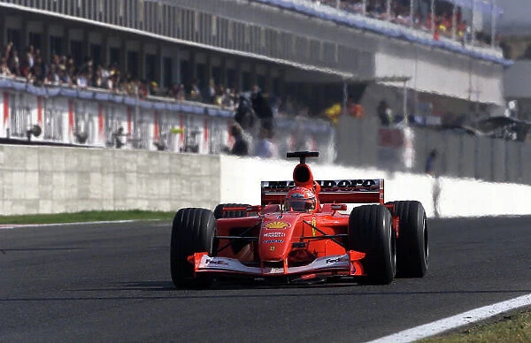 2001 Spanish Grand Prix - Race. Barcelona, Spain. 29th April 2001. Race winner, Michael Schumacher, Ferrari F2001, action. World Copyright: Steve Etherington / LAT Photographic ref: 18 mb Digital Image