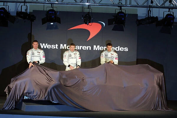 2001 West McLaren Mercedes MP4-16 Launch