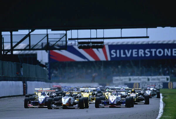 2002 British Formula Three Championship Silverstone, England. 1st - 3rd June 2002. Start of the race. World Copyright: Peter Spinney / LAT Photographic ref: 35mm Image A01