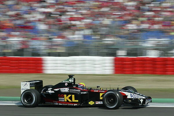 2002 European Grand Prix - Saturday Qualifying Nurburgring, Germany. 22nd June 2002. World Copyright: LAT Photographic. ref: Digital Image Only