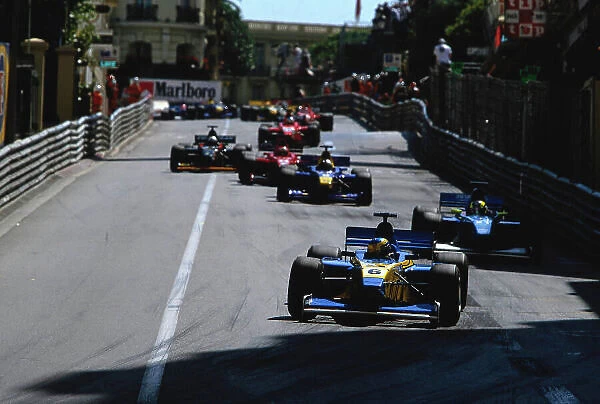 2002 FIA International F3000 Championship Monte Carlo, Monaco. 25th May 2002. Race winner Sebastien Bourdais (Super Nova racing), leads at the start of the race. World Copyright: Charles Coates / LAT Photographic. ref: 35mm Image A08