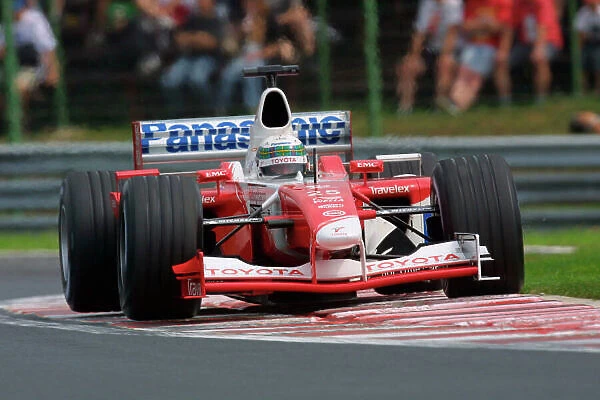 2002 Hungarian Grand Prix - Friday Practice Hungaroring, Budapest, Hungary. 16th August 2002 World Copyright - LAT Photographic ref: digital file
