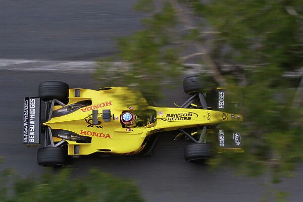 2002 Monaco Grand Prix - Thursday Practice Monte Carlo, Monaco. 23rd May 2002. World Copyright: LAT Photographic. ref: Digital Image Only