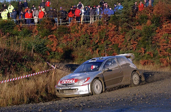 2002 World Rally Championship. Network Q Rally of Great Britain, Cardiff. November 14-17. Richard Burns on Stage 3. Photo: Ralph Hardwick / LAT