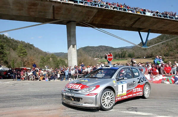 2002 World Rally Championship Rally Catalunya, 21st-24th March 2002. Richard Burns on Stage 18. Photo: Ralph Hardwick / LAT