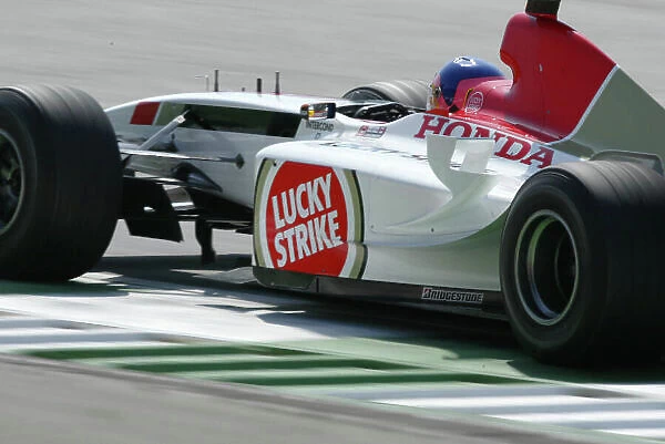 2003 Austrian Grand Prix, Saturday Qualifying, A1 Ring, Austria. 17th May 2003. Jacques Villeneuve, BAR Honda 005, action. World Copyright LAt Photographic. Digital Image Only