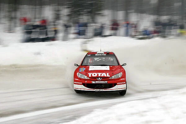 2003 FIA World Rally Champs. Round Two, Sweden, 6th-9th February 2003 Richard Burns, Peugeot, action. World Copyright: McKlein / LAT