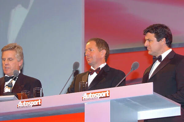 2004 Autosport Awards Grosvenor House, London. 5th December. Martin Brundle with Mark Blundell and Steve Ryder. World Copyright: Jeff Bloxham / LAT Photographic ref: Digital Image Only