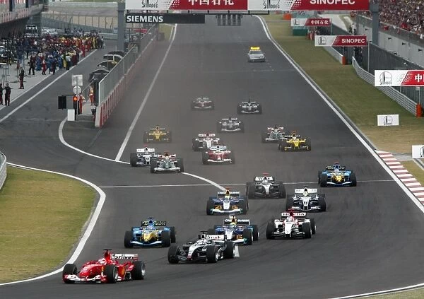 2004 Chinese Grand Prix - Sunday Race Photographic