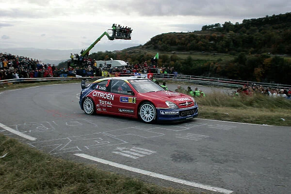 2004 FIA World Rally Champs. Round Fifteen, Rally Catalunya. 28th - 31st October 2004. Sebastien Loeb, Citroen, action. World Copyright: McKlein / LAT