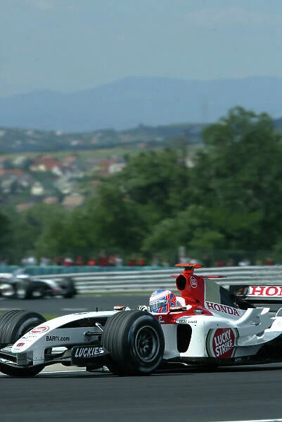 2004 Hungarian Grand Prix-Sunday Race, Hungaroring, Hungary. 15th August 2004. Jenson Button, BAR Honda 006, action. World Copyright LAT Photographic / Steven Tee. Digital Image only (a high res version is available on request)