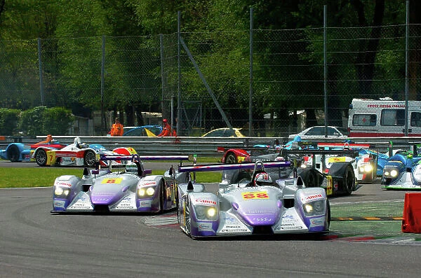 2004 Le Mans Endurance Series, Monza, Italy. 8th May 2004. The Audi Sport UK Veloqx car of Jamie Davies leads. World Copyright: Brooks / LAT Photographic. Ref: Digital Image only