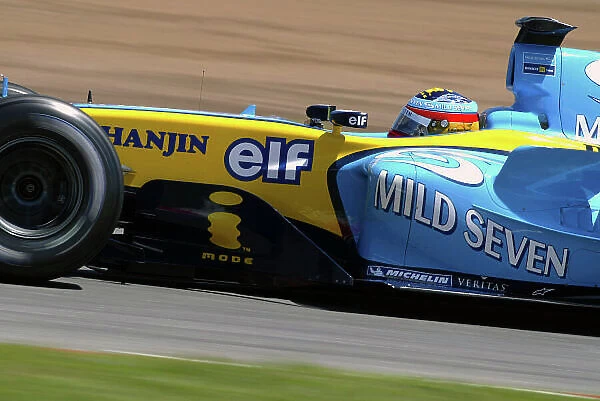 2004 Spanish Grand Prix - Saturday Circuit de Catalunya, Barcelona, Spain. 7th - 9th May. Fernando Alonso, Renault R24 could only manage 8th place for his home fans. Action