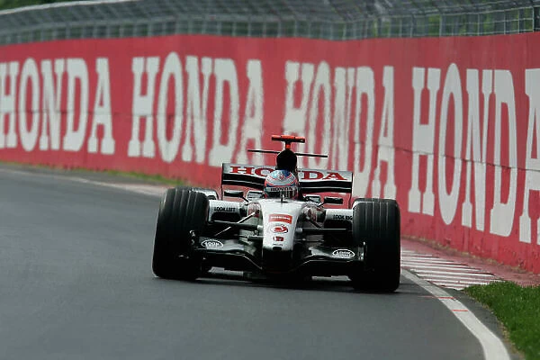 2005 Canadian Grand Prix - Saturday Qualifying Montreal, Canada. 11th June 2005 Jenson Button, BAR Honda 007, Action. World Copyright: Lorenzo Bellanca / LAT Photographic ref:Digital Image Only (a high res version is available on request)
