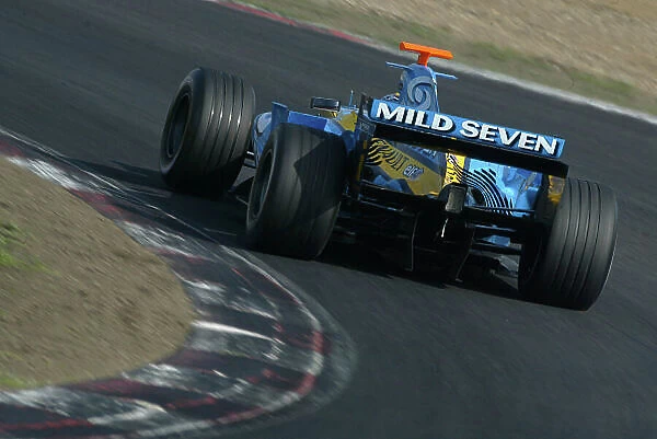 2005 Formula One Testing. Barcelona, Spain. 6th April 2005. Fernando Alonso, Renault R25, rear action. World Copyright: Andrew Ferraro / LAT Photographic. Ref: Digital image only