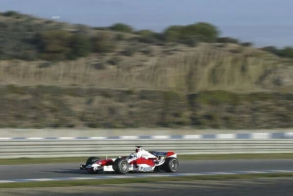 2005 Formula One Testing Jerez, Spain. Day 8 15th December 2005 Olivier Panis, Toyota TF106. Action. World Copyright: Andrew Ferraro  /  LAT Photographic Digital Image Only