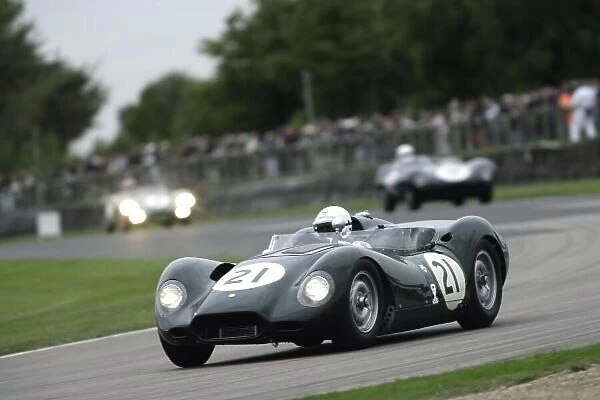 2005 Goodwood Revival Meeting Goodwood, West Sussex. 16th - 18th September 2005 Sussex Trophy Gary Pearson (Lister-Jaguar Knobbly') 1st Place. World Copyright: Gary Hawkins / LAT Photographic Digital Image Only