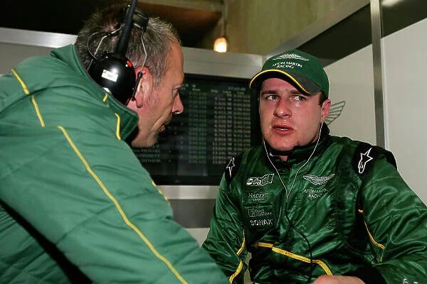 2005 Le Mans Test Day 5th June 2005 Le Mans, France T. Enge (CZE) talks to Aston Martin team boss. World Copyright: Peter Spinney  /  LAT Photographic Digital Image Only