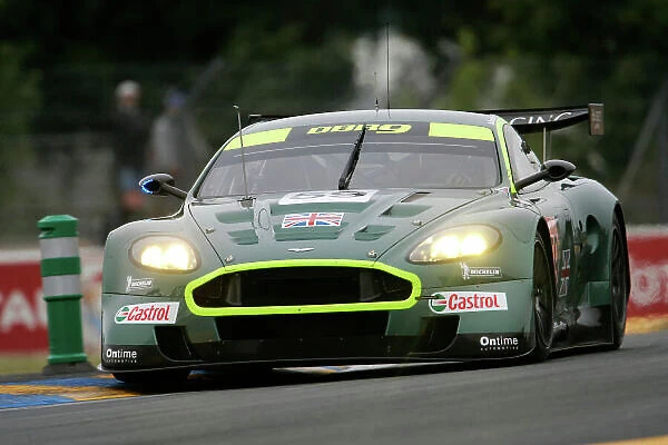 2005 Le Mans Test Day 5th June 2005 Le Mans, France Aston Martin Racing ( GBR, Aston Martin DB9 ) Action. World Copyright: Peter Spinney  /  LAT Photographic Digital Image Only