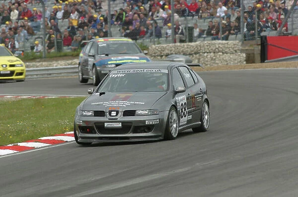 2005 Smartnav Seat Cupra Championship Brands Hatch Indy, England. 4th - 5th June. Henry Taylor (Total Control Racing). Action. World Copyright: Jeff Bloxham / LAT Photographic Ref: Digital Image Only